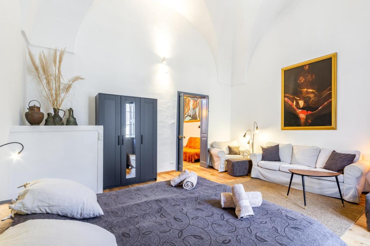 Lecce Center Charming Flat With Terrace 아파트 외부 사진